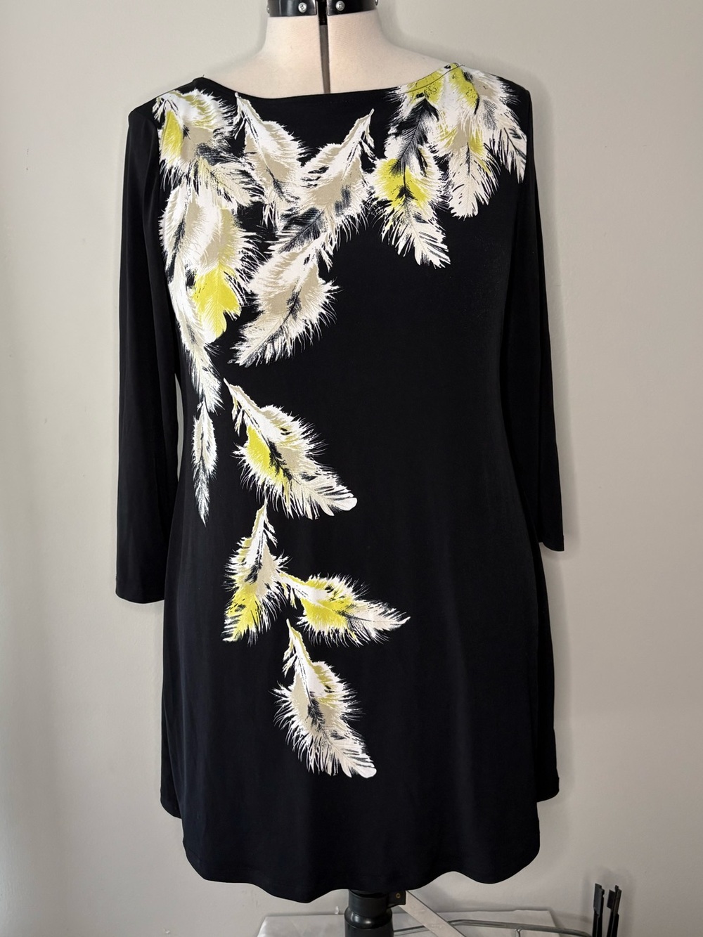 Style & Co. Black Long-Sleeve Shift Dress with White & Yellow Feather Print